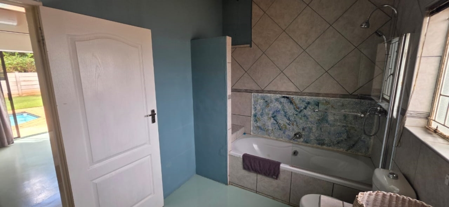 4 Bedroom Property for Sale in Flamwood North West